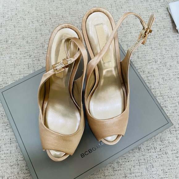 BCBGMaxAzria champagne Peyton Prosecco heel - Picture 2 of 8